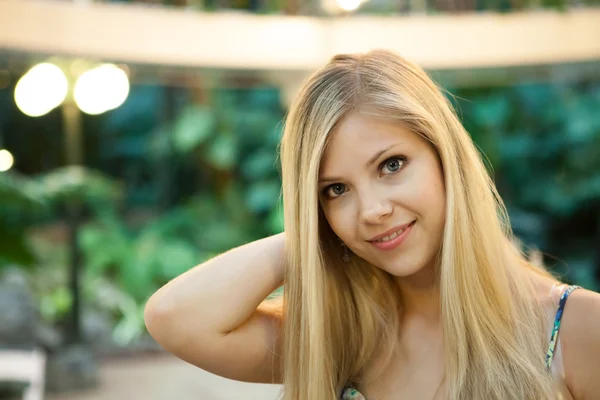 Pretty Blonde Woman — Stock Photo, Image