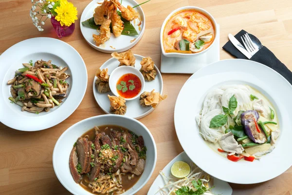 Thai Food Plates — Stock Photo, Image