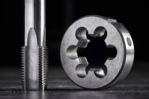 Tap Die Necessary Tool Cutting Metal Threads Locksmith Accessories Small — Stockfoto