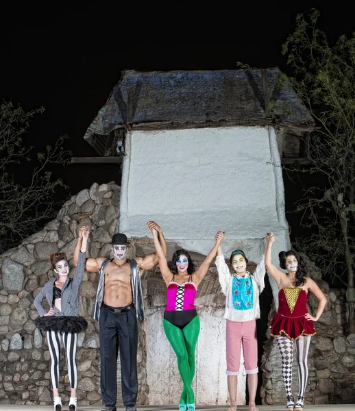 Празднование артистов Cirque du Soleil — стоковое фото