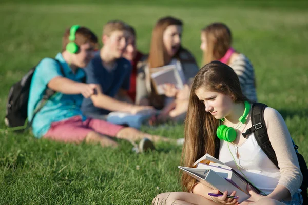 Utstött Teen Student — Stockfoto