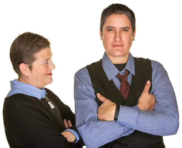 Kvinna som tittar på partner i slips — Stockfoto