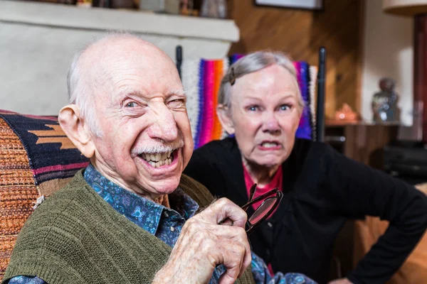 Angry old couple — Stock Photo, Image