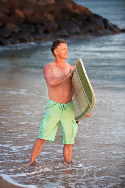 Surfer Looking Out — Stock Photo, Image