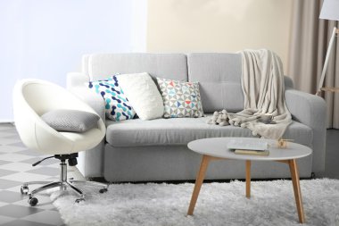 Kanepe oturma odasında