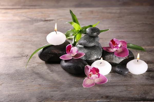 Spa Stilleben med vacker blomma — Stockfoto