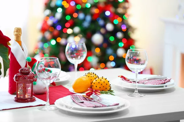 Kerst tafel dekken — Stockfoto