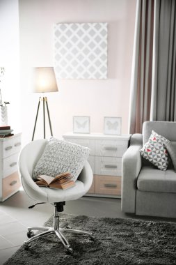 Modern oturma odası.