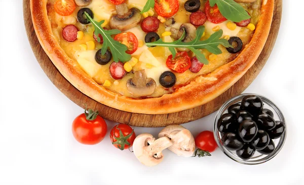 Delicious pizza with vegetables — Stock Photo, Image