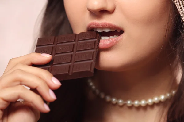 Loving chocolate woman — Stock Photo, Image