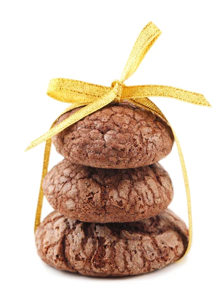 Čokoláda čip cookie s mašlí, izolovaných na bílém — Stock fotografie