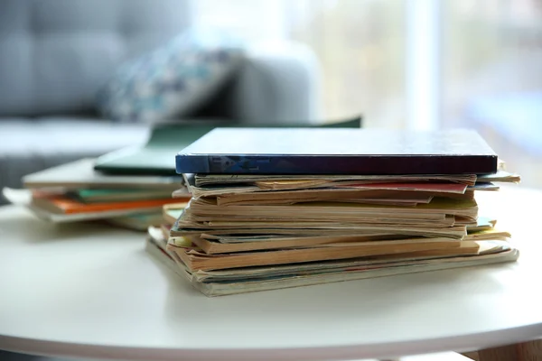 Stapel alter Bücher — Stockfoto