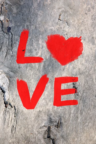 Red heart painted on  wall — Stock Photo, Image