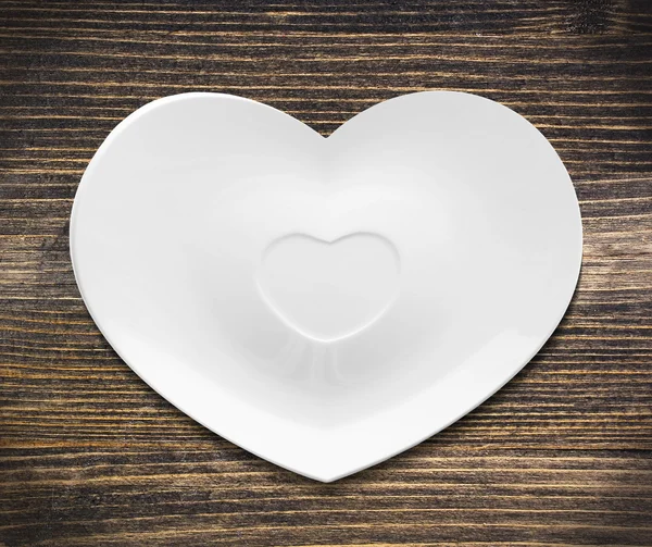 Тарелка в форме сердца — стоковое фото
