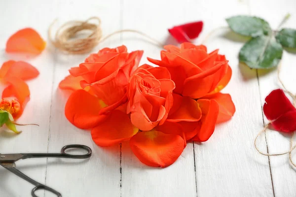 Fresh red roses — Stock Photo, Image