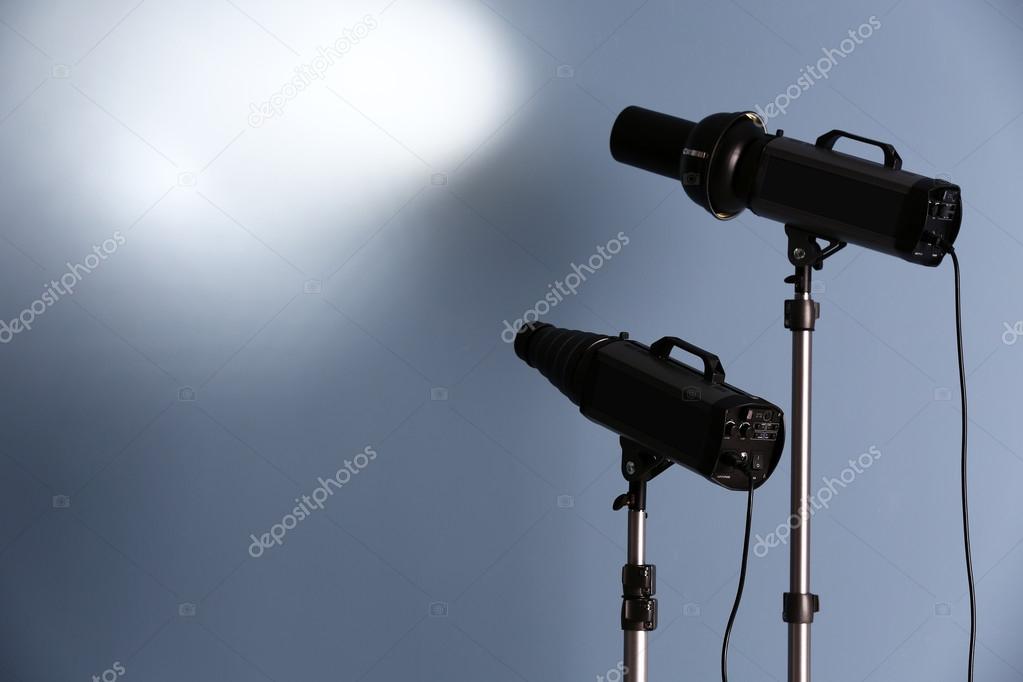 Studio light flashes Stock Photo by ©belchonock 100495884