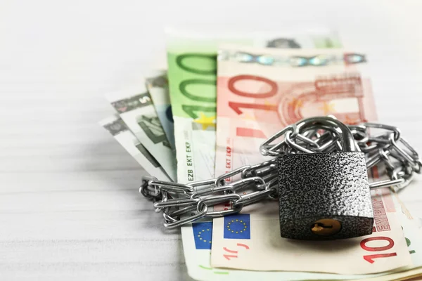 Euro banknotes with lock — Stock Photo, Image