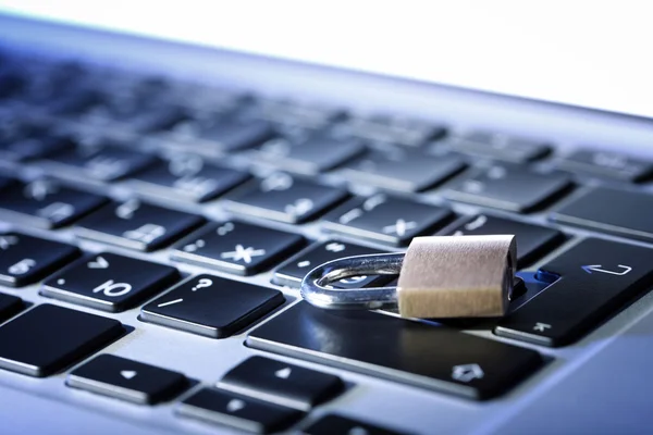 Bloqueio no teclado do computador — Fotografia de Stock