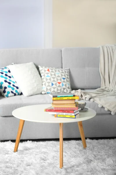 Sofa im Wohnzimmer — Stockfoto