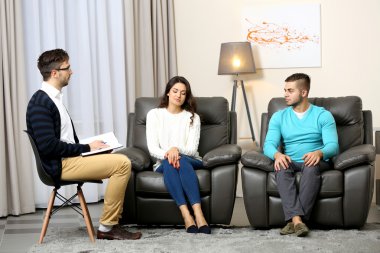 Genç çift, Aile psikolog