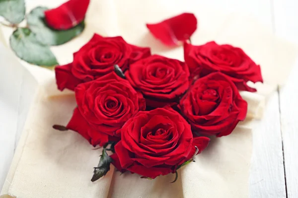 Fresh red roses — Stock Photo, Image