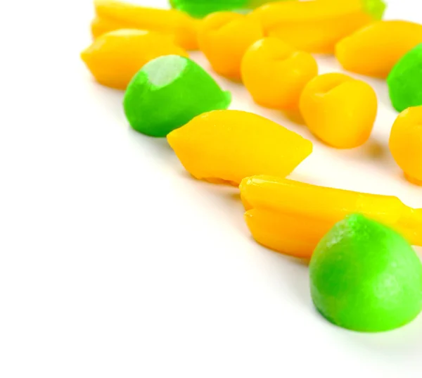 Dulces de frutas aislados en blanco — Foto de Stock