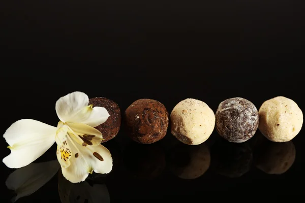 Caramelle al cioccolato assortite — Foto Stock
