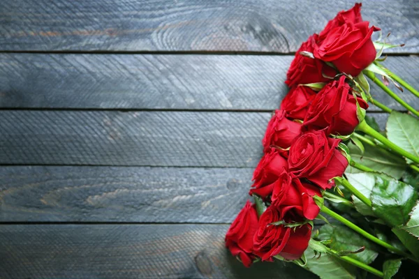 Fresh red roses — Stock Photo, Image