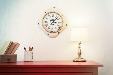 Kırmızı ahşap tuvalet oda iç  