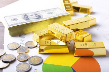 Altın külçelerini Doları banknot ile