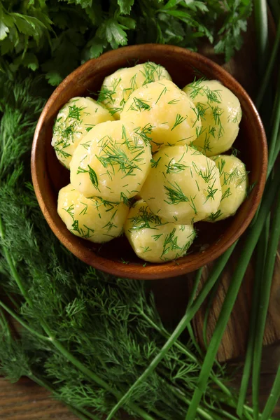 Boiled potatoes with greens — Stock Photo, Image