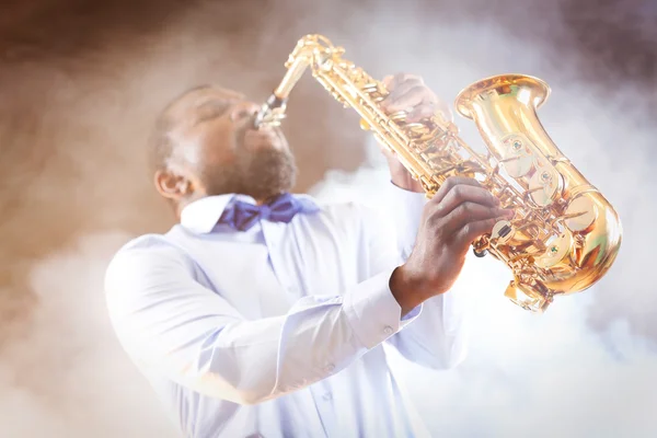 Músico de jazz afro-americano — Fotografia de Stock