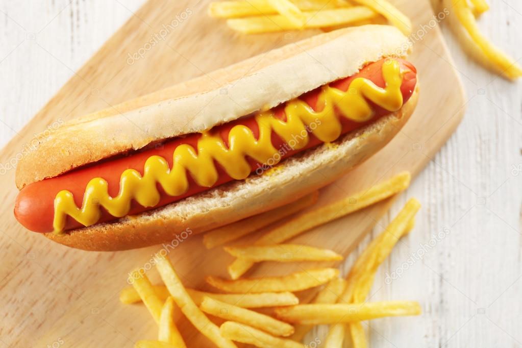 Hot dog with fried potatoes