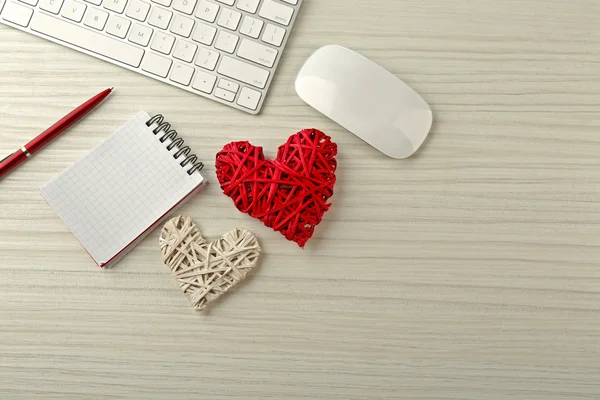 Computer peripherals with heart — Stock Photo, Image