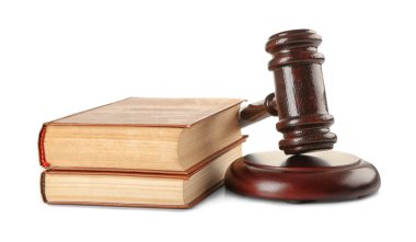 Tokmak ve üzerinde beyaz izole kitap