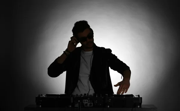 DJ tocando música — Fotografia de Stock