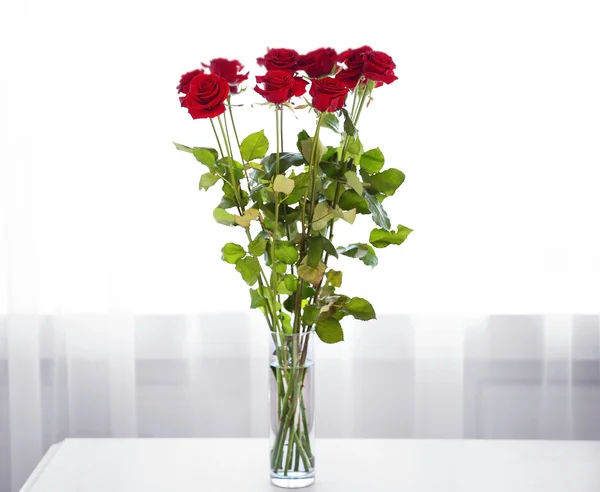 Fresh red roses — Stock Photo, Image