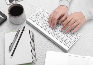 Elektronik kullanarak kavramı. 