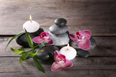 Spa güzel çiçekli natürmort