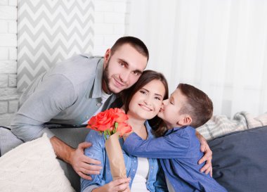 Koca, karısı ve oğlu 