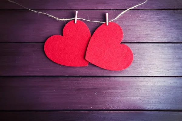 Red felt hearts — Stock Photo, Image