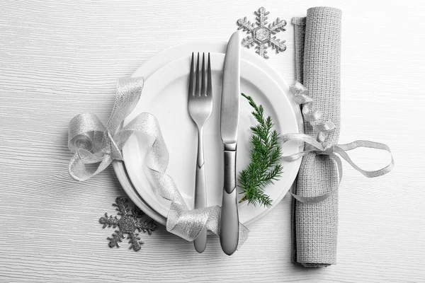 Cubertería de servicio de Navidad en plato — Foto de Stock