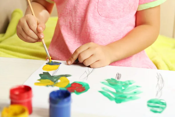 Child drawing closeup — Stock Photo, Image