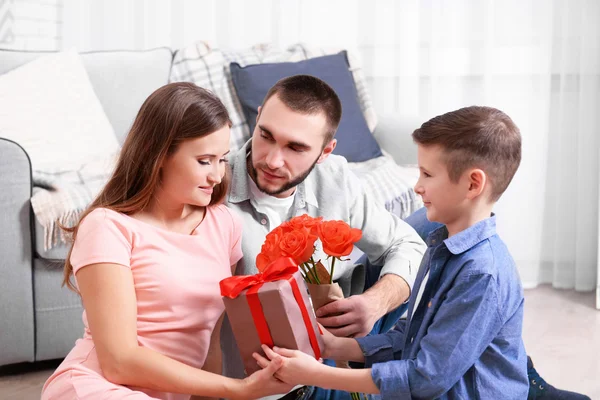 Marido, esposa e filho — Fotografia de Stock