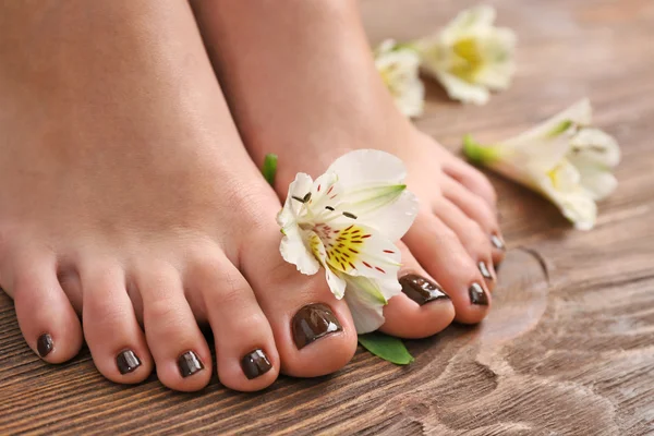 Manicure piedi femminili — Foto Stock