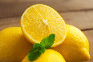 Taze limon closeup dilimlenmiş