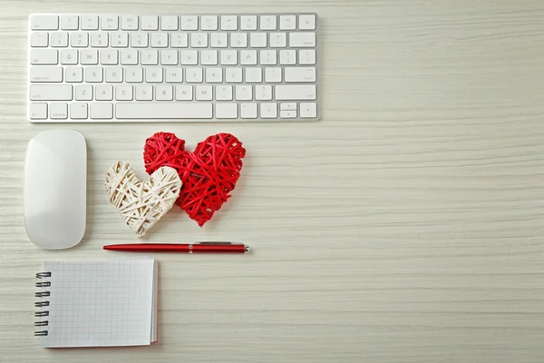 Computer peripherals with heart — Stock Photo, Image