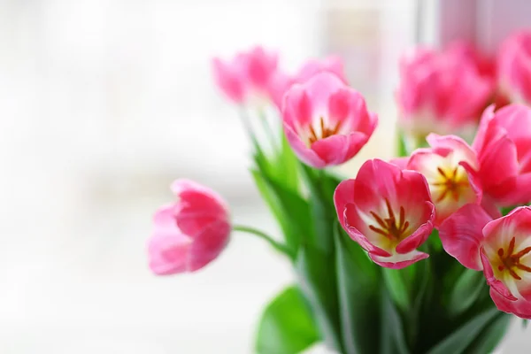 Frischer Strauß Tulpen — Stockfoto