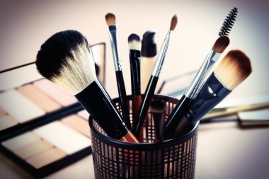 Dekoratif kozmetik kümesi