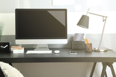 Çalışma alanı ile modern bilgisayar
